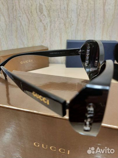 Солнцезащитные очки женские Gucci Италия