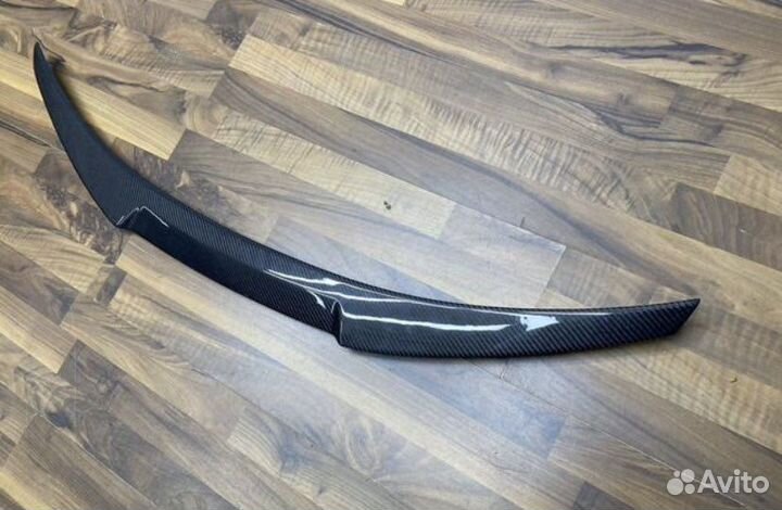 Спойлер на BMW F82 M4 style сухой карбон