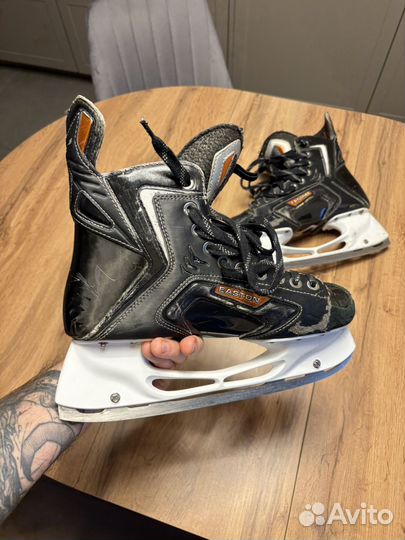 Коньки хоккейные Easton se16