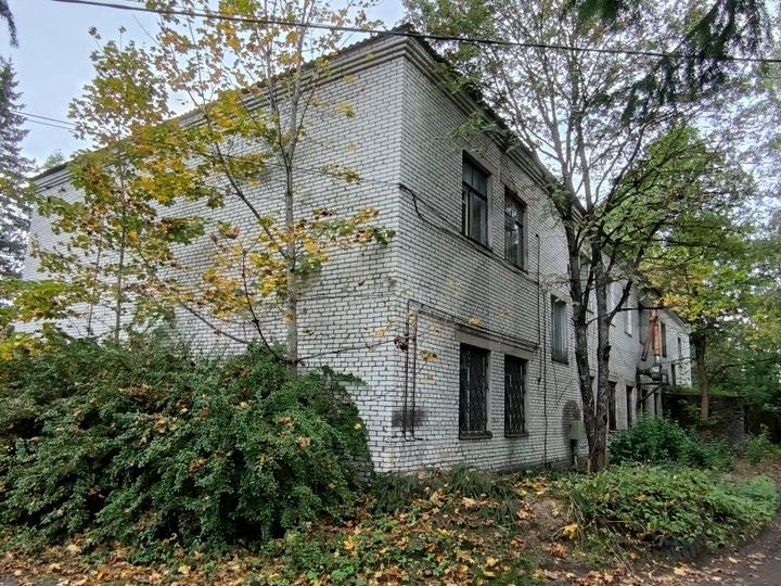 Здание, 638 м²