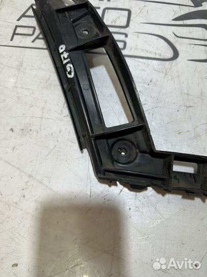 Крепление бампера заднее правое Opel Insignia G09