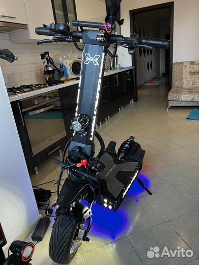 Продаю электросамокат dualtron X
