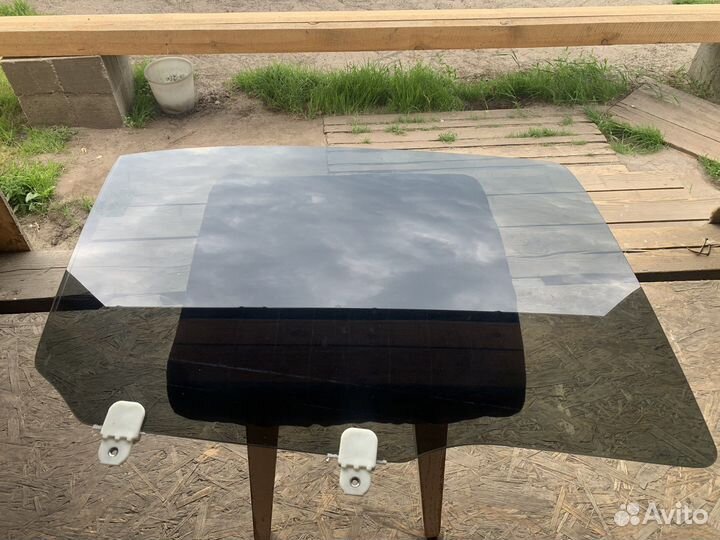 Стекло переднее правой двери mitsubishi lancer c