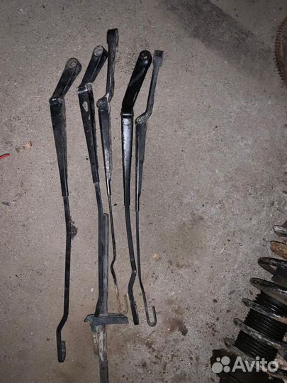 Поводок дворников Volkswagen golf 3