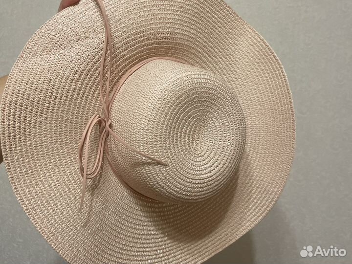 Шляпа пляжная