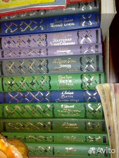 Продаю книги