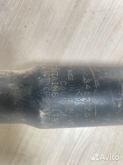 Амортизатор задний Toyota 4Runner N130 с1989-1995г