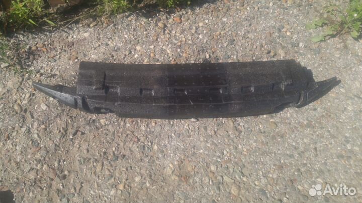 Продам передний бампер Audi Q7