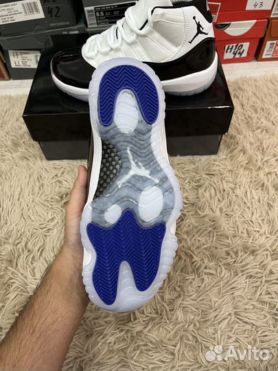 Nike air jordan 11 high