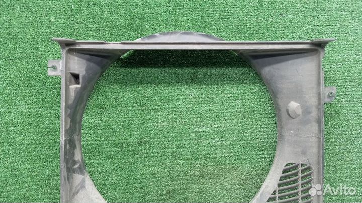 Диффузор радиатора Kia Mohave