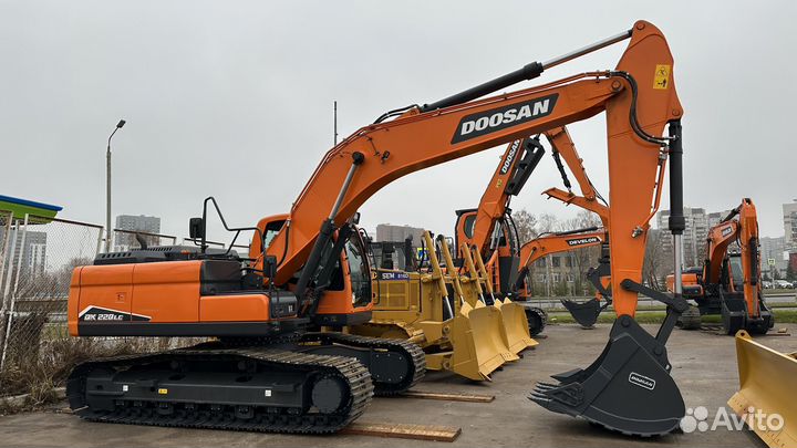 Гусеничный экскаватор DOOSAN DX220LC-7M, 2023