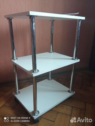 Этажерка на колесиках косметологическая