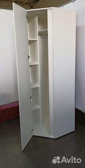 Шкаф угловой