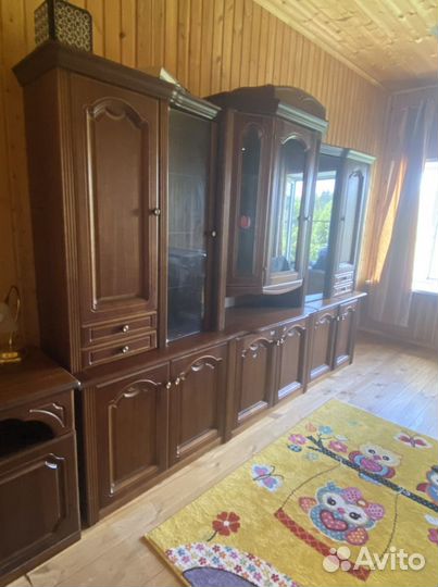 Стенка в гостиную и тумба TV