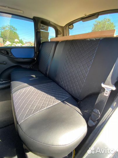 Чехлы на ваз (LADA) из экокожи