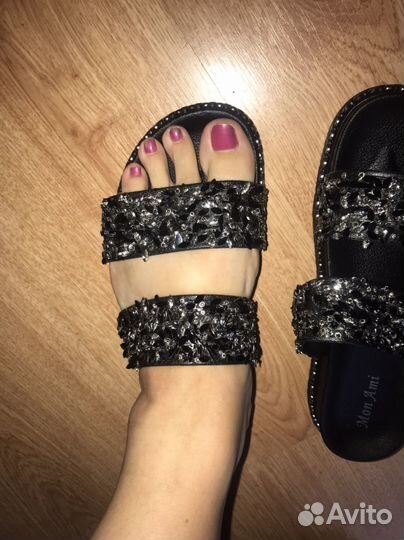 Шлепанцы новые 40 размер