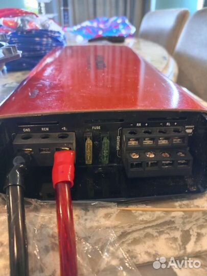 Автомобильный усилитель 4 канала