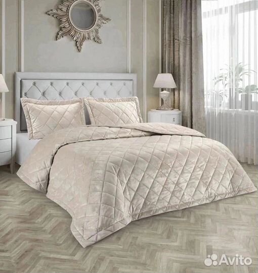 Стеганное покрывало однотонное LUX