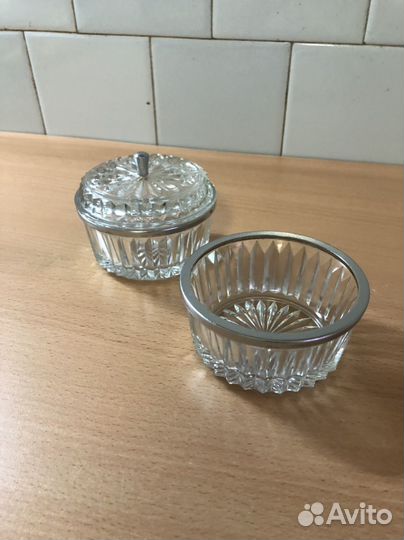 Сахарница и солонка СССР стеклянные в метал ободке