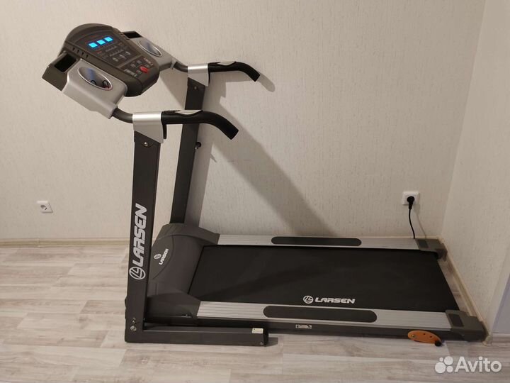 Электрическая складная беговая дорожка Larsen