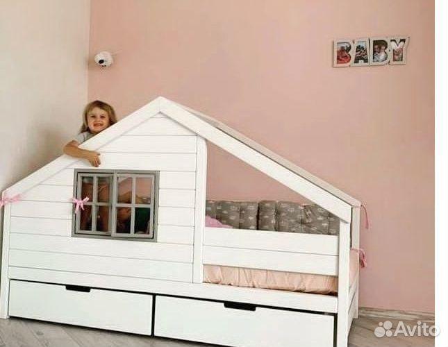 Детская кровать домик