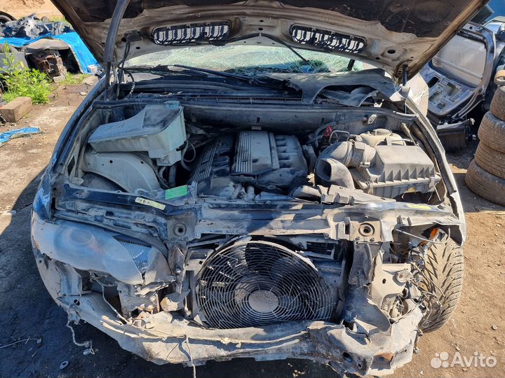 Кузов кусок Bmw X5 E53 2001г черный с документами