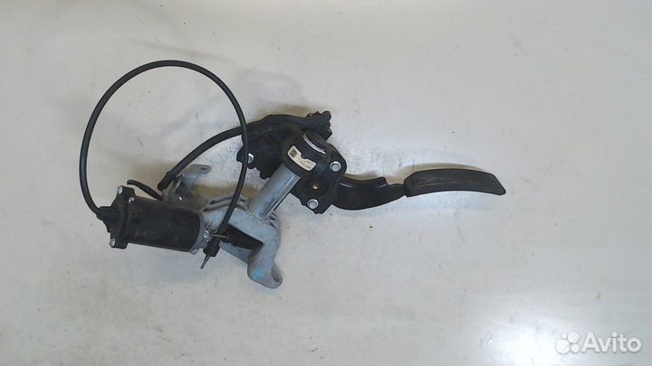 Педаль газа Nissan Armada, 2004