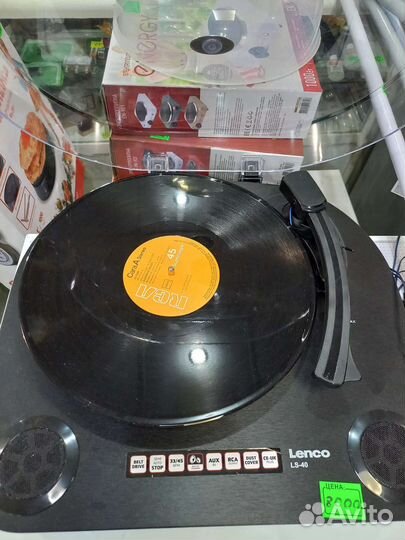 Проигрыватель для виниловых пластинок