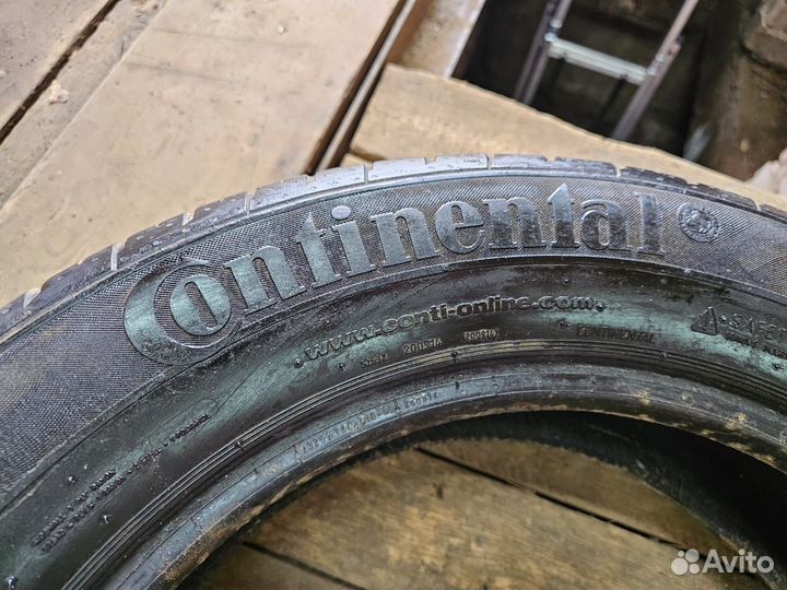 Continental ContiPremiumContact 2 215/60 R17