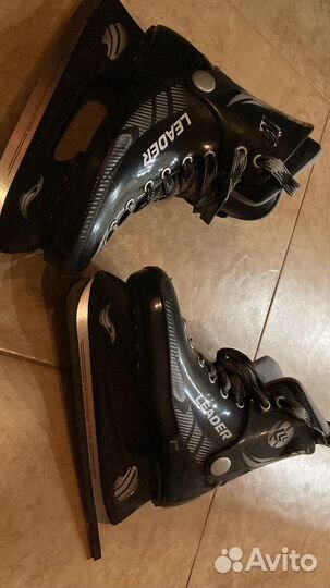 Коньки хоккейные 35 размер