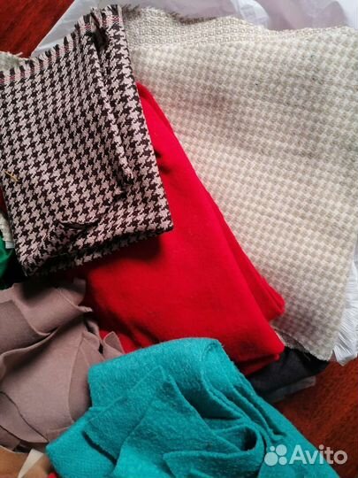 Обрезки ткани пальтовой и хб