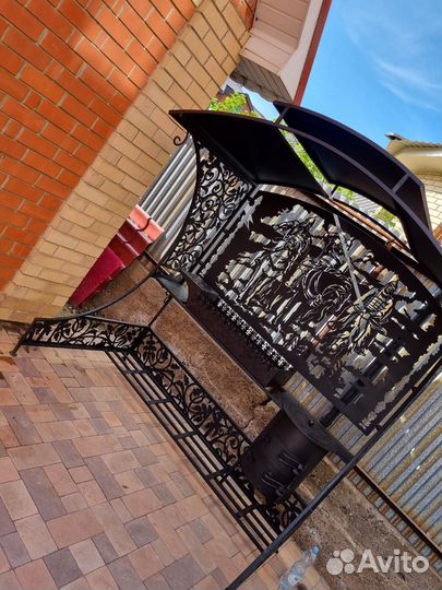 Мангал с крышей