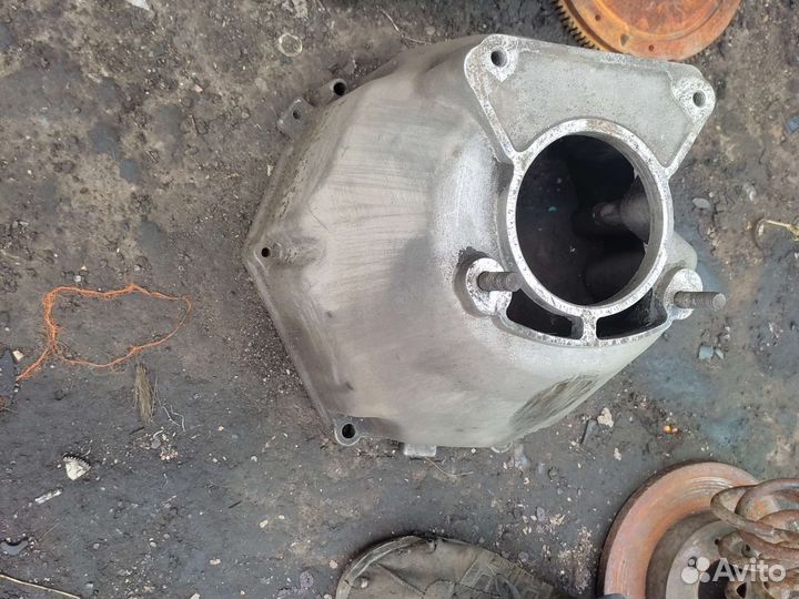 Картер сцепления колокол Волга крайслер
