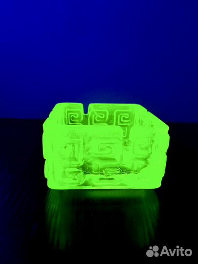 Урановое стекло Европа ваза/пепельница