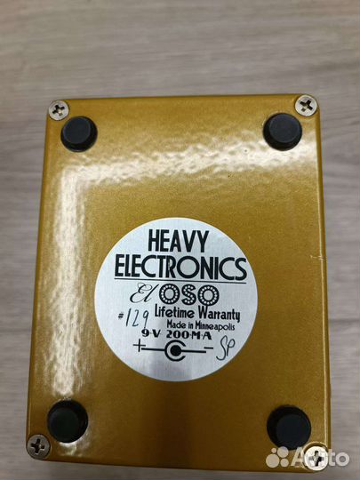 Педаль эффектов для бас-гитары