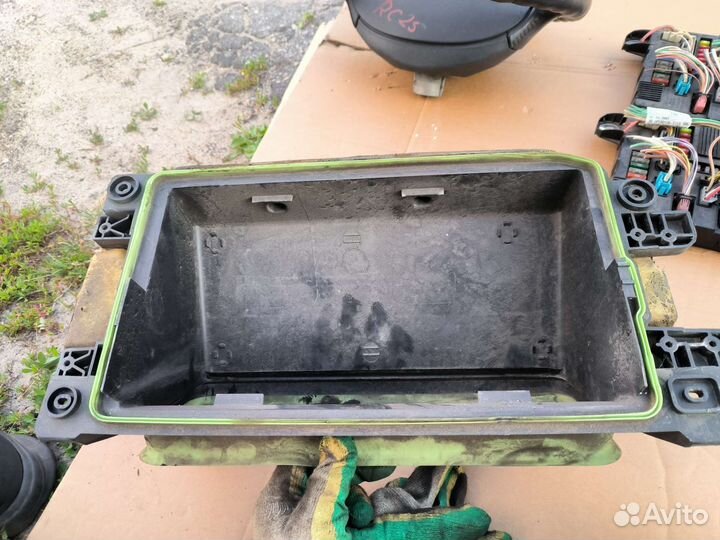 Renault Trafic 2 воздухозаборник отопителя