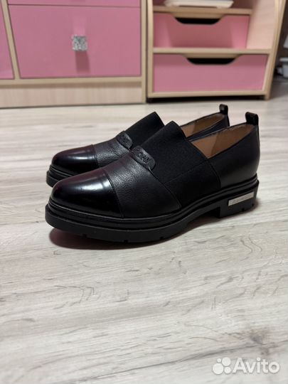 Ilasio Renzoni лоферы женские 37 размер