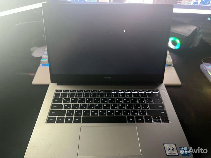 Ноутбук huawei