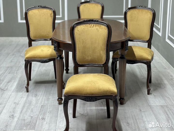 Стол обеденный и стулья