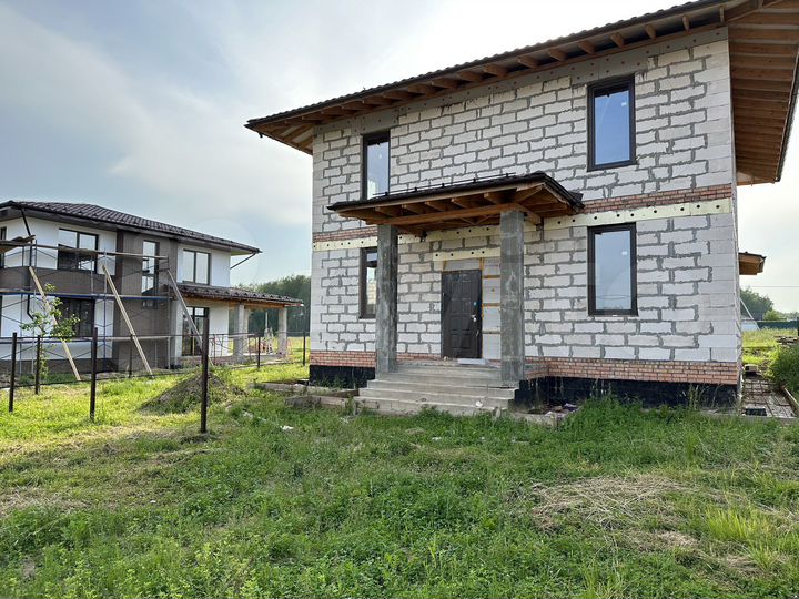 Дом 237,8 м² на участке 8,5 сот.