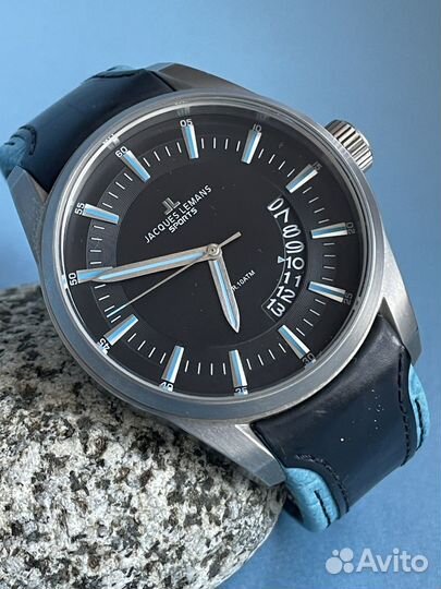 Наручные часы Jacques Lemans Sports 1-1637