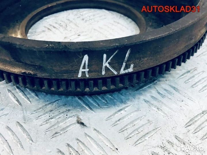 Маховик МКПП Volkswagen Golf 4 1,6 AKL 027105273D