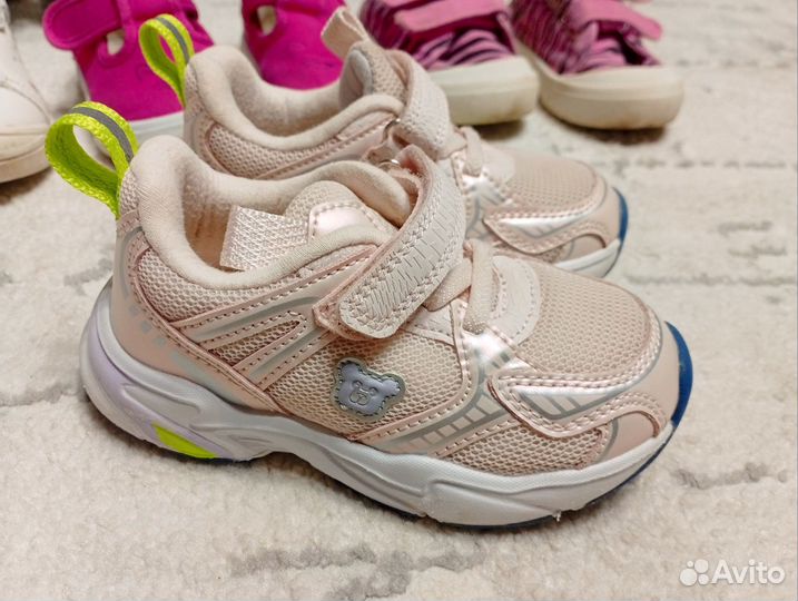 Обувь для девочки 24 25 размер