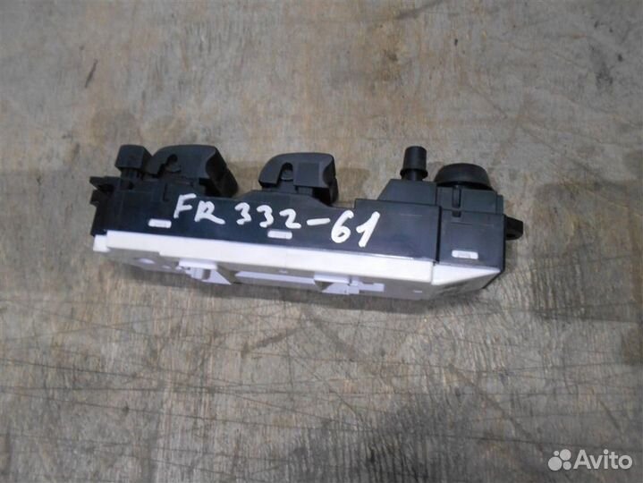 Блок управления стеклоподъемниками от Mazda Mazda