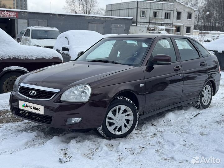 LADA Priora 1.6 МТ, 2011, 200 000 км