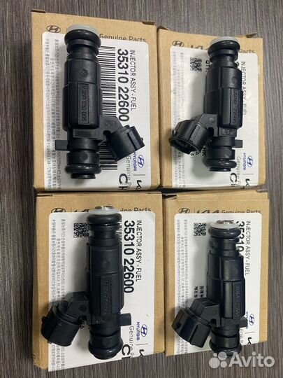 Форсунка топливная Hyundai-Kia 3531022600