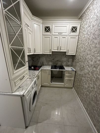 2-к. квартира, 60 м², 2/9 эт.