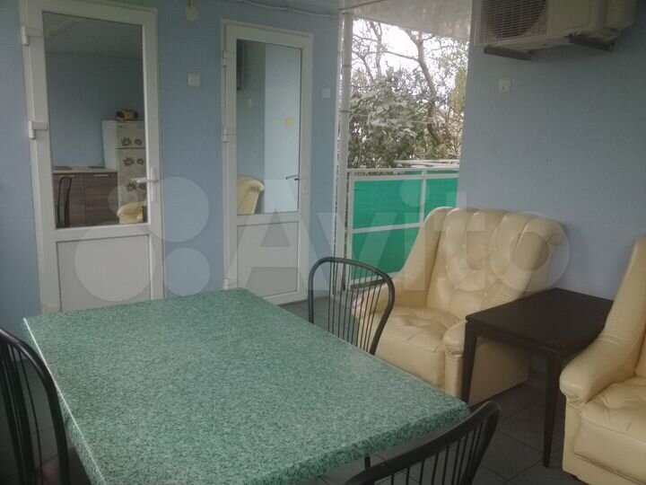 Комната 12 м² в 4-к., 2/2 эт.