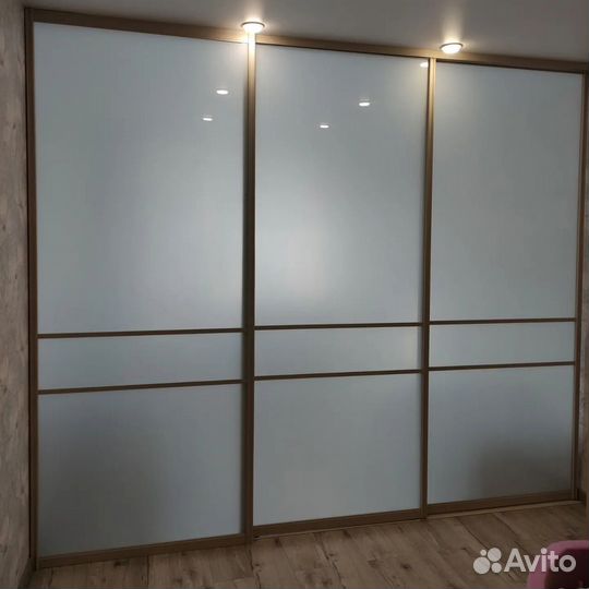 Раздвижная перегородка в спальню