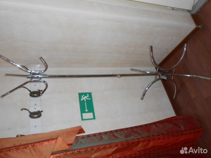 Продаю столы и стулья